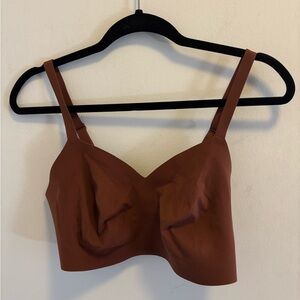 Athleta Ritual Adjustable Bra D-DD in Ancient Mahogany
